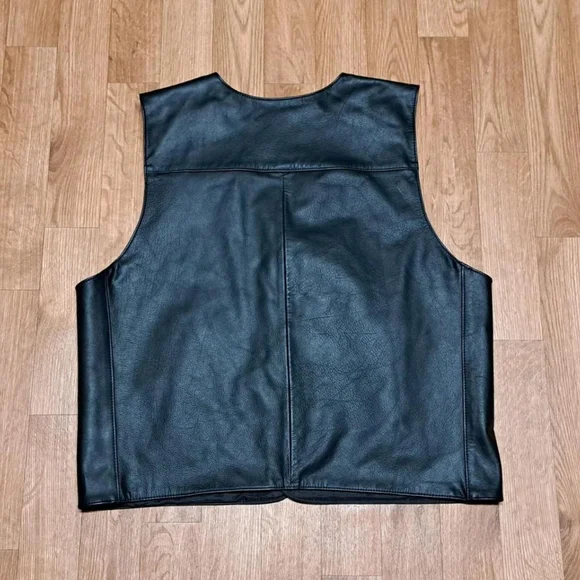Harley Davidson Black Leather Vest SizeXLarge Made in USA